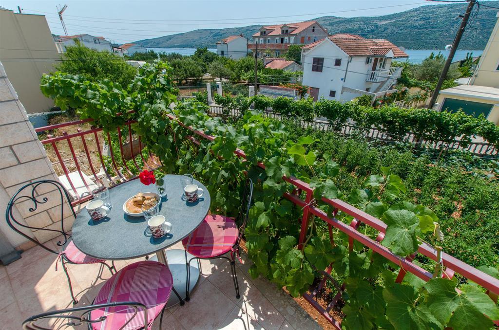 Apartments Mala Dalmacija Poljica  ภายนอก รูปภาพ